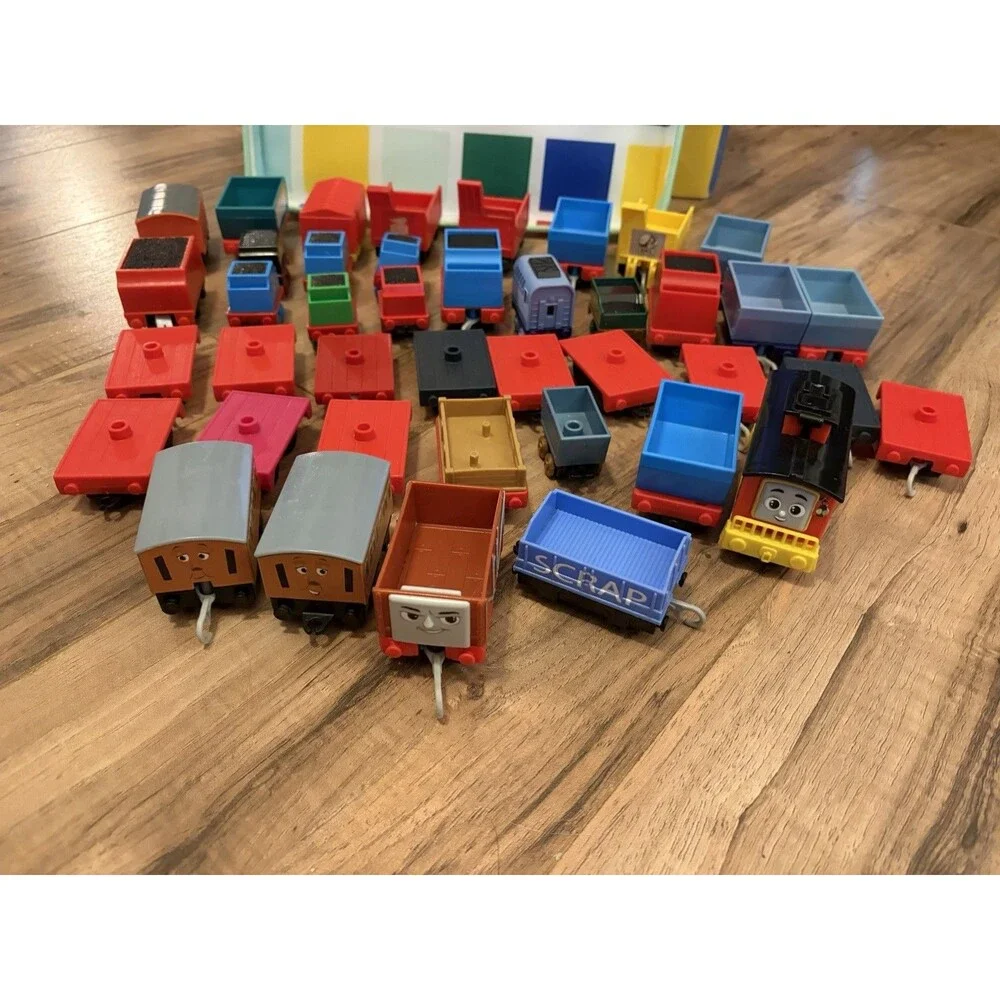 HUGE Mixed Lot of Thomas the Train and friends With Tracks